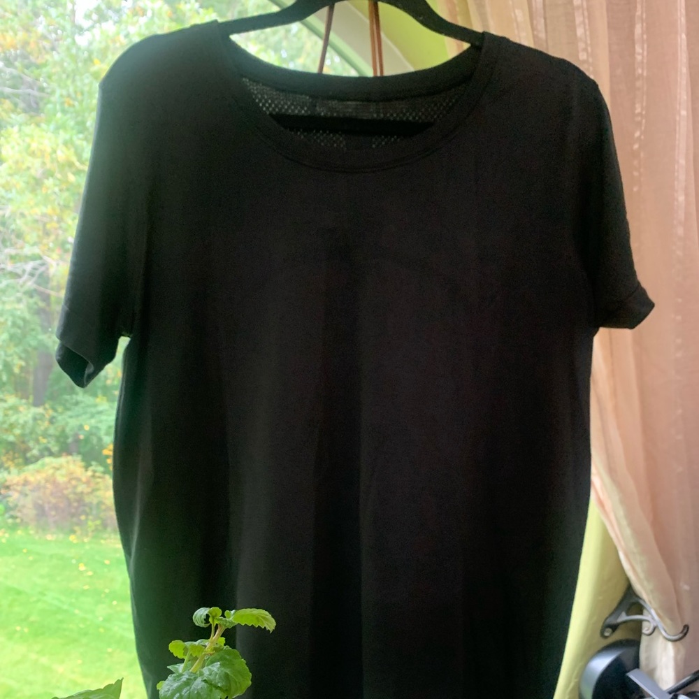 Lululemon swiftly relaxed shirt